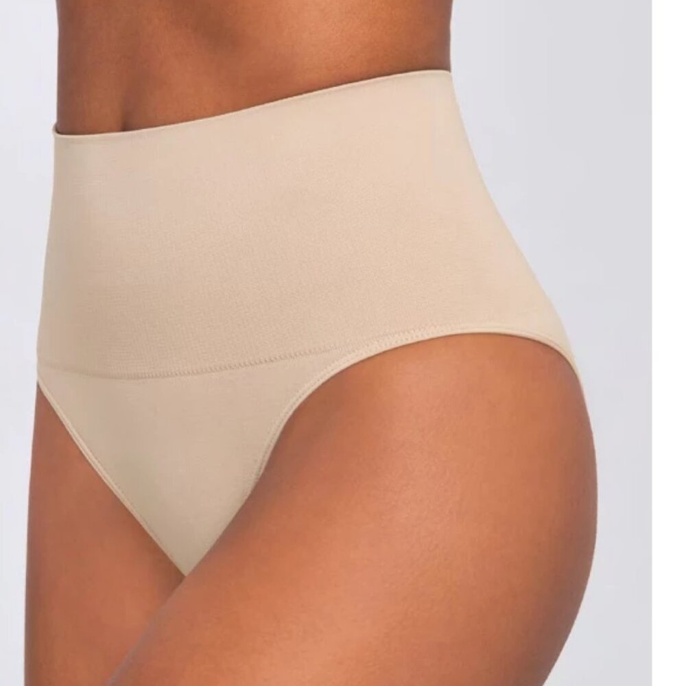 NEW! S Lupo SLIM Seamless Reducing/Shaping Panties -  Natural Peach Colur 4654